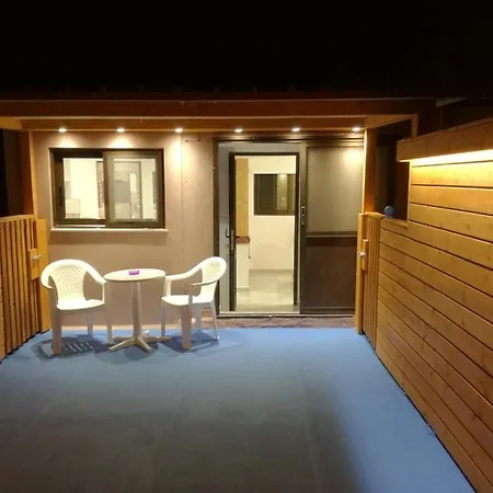 Apartment 7. Luxurious Sea View Rooftop In The Center!