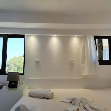 7. Luxurious Sea View Rooftop In The Center! Rhodes City