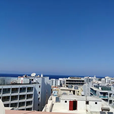 Apartment 7. Luxurious Sea View Rooftop In The Center! *
